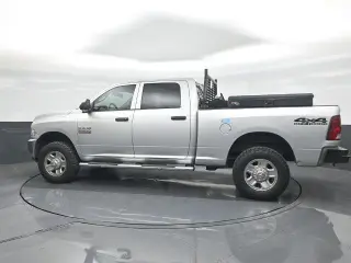 Ram 2500 2018 4x4 Tradesman 4dr Crew Cab 6.3 ft. SB Pickup