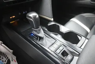 Toyota Camry 2025 SE 4dr Sedan