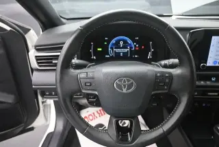 Toyota Camry 2025 SE 4dr Sedan