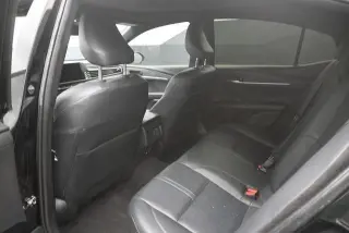 Toyota Camry 2025 SE 4dr Sedan