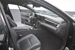 Toyota Camry 2025 SE 4dr Sedan