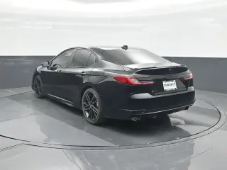 Toyota Camry 2025 SE 4dr Sedan