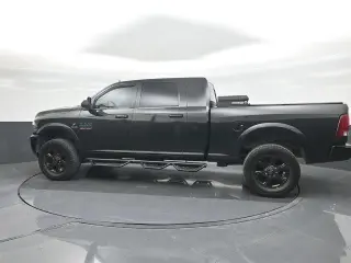 Ram 2500 2018 4x4 Laramie 4dr Mega Cab 6.3 ft. SB Pickup