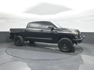 Toyota Tundra 2015 4x4 SR5 4dr CrewMax Cab Pickup SB (5.7L V8 FFV)