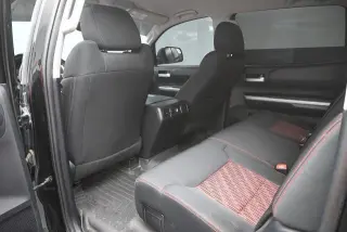 Toyota Tundra 2015 4x4 SR5 4dr CrewMax Cab Pickup SB (5.7L V8 FFV)