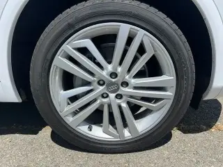Audi Q5 2018 AWD 2.0T quattro Premium Plus 4dr SUV