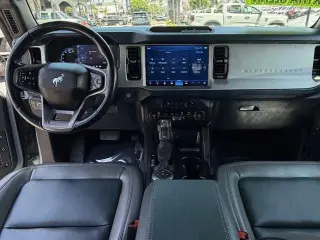 Ford Bronco 2024 4x4 Outer Banks 4dr SUV