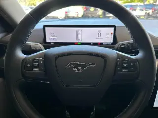 Ford Mustang Mach-E 2022 Select 4dr SUV