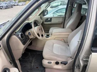 Ford Expedition 2004 XLT 4dr SUV