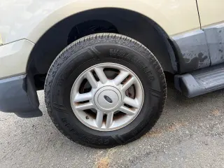 Ford Expedition 2004 XLT 4dr SUV