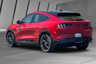 Ford Mustang Mach-E 2023 AWD Premium 4dr SUV