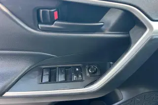 Toyota RAV4 Hybrid 2024 AWD LE 4dr SUV