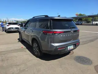 Nissan Pathfinder 2024 SV 4dr SUV