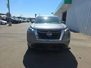 Nissan Pathfinder 2024 SV 4dr SUV