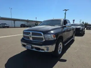 Ram 1500 2017 4x4 Big Horn 4dr Crew Cab 5.5 ft. SB Pickup