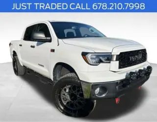 Toyota Tundra 2013 4x4 Grade 4dr CrewMax Cab Pickup SB (5.7L V8 FFV)
