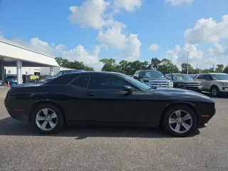 Dodge Challenger 2019 SXT 2dr Coupe
