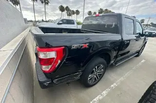 Ford F-150 2023 4x2 XL 4dr SuperCrew 5.5 ft. SB