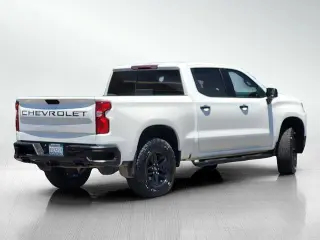 Chevrolet Silverado 1500 Limited 2022 4x4 LT Trail Boss 4dr Crew Cab 5.8 ft. SB
