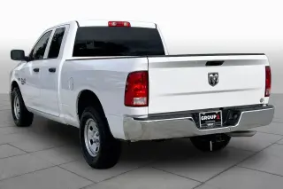 Ram 1500 Classic 2020 4x2 Tradesman 4dr Quad Cab 6.3 ft. SB Pickup