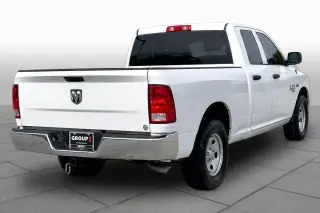 Ram 1500 Classic 2020 4x2 Tradesman 4dr Quad Cab 6.3 ft. SB Pickup