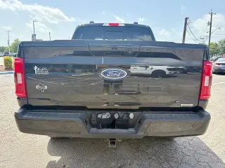 Ford F-150 2023 4x4 Platinum 4dr SuperCrew 5.5 ft. SB