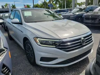Volkswagen Jetta 2019 SEL 4dr Sedan