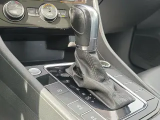 Volkswagen Jetta 2019 SEL 4dr Sedan