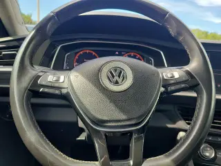 Volkswagen Jetta 2019 SEL 4dr Sedan