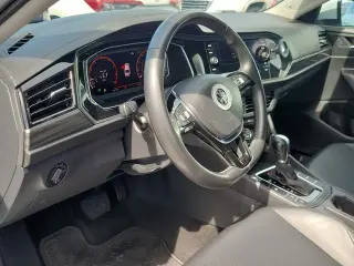 Volkswagen Jetta 2019 SEL 4dr Sedan