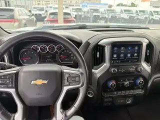 Chevrolet Silverado 2500HD 2022 4x4 LT 4dr Crew Cab SB