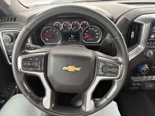 Chevrolet Silverado 2500HD 2022 4x4 LT 4dr Crew Cab SB
