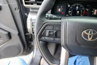 Toyota Tacoma 2025 4x4 SR5 4dr Double Cab 5.0 ft SB