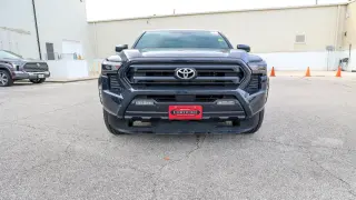 Toyota Tacoma 2025 4x4 SR5 4dr Double Cab 5.0 ft SB