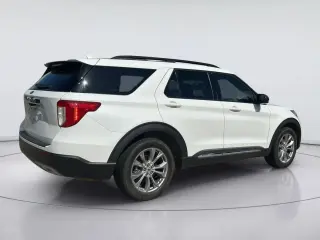 Ford Explorer 2024 XLT 4dr SUV