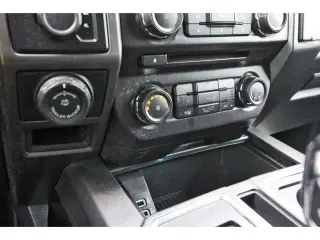 Ford F-150 2018 4x4 King Ranch 4dr SuperCrew 5.5 ft. SB