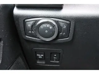 Ford F-150 2018 4x4 King Ranch 4dr SuperCrew 5.5 ft. SB