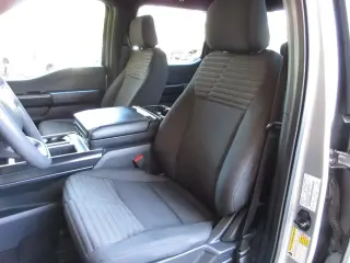 Ford F-150 2023 4x2 XL 4dr SuperCrew 5.5 ft. SB