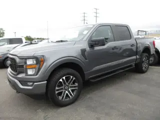 Ford F-150 2023 4x4 XL 4dr SuperCrew 5.5 ft. SB