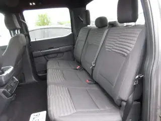 Ford F-150 2023 4x4 XL 4dr SuperCrew 5.5 ft. SB