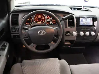 Toyota Tundra 2012 4x2 Grade 4dr Double Cab Pickup SB (4.6L V8)