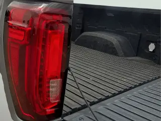 GMC Sierra 1500 2020 4x4 Denali 4dr Crew Cab 5.8 ft. SB