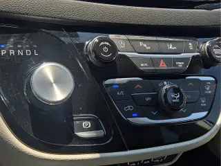Chrysler Pacifica 2024 Touring L 4dr Mini-Van
