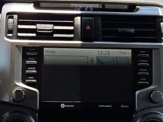 Toyota 4Runner 2022 4x4 SR5 Premium 4dr SUV