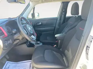 Jeep Renegade 2023 4x4 Trailhawk 4dr SUV