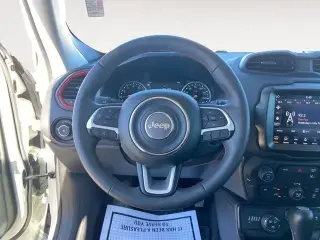 Jeep Renegade 2023 4x4 Trailhawk 4dr SUV