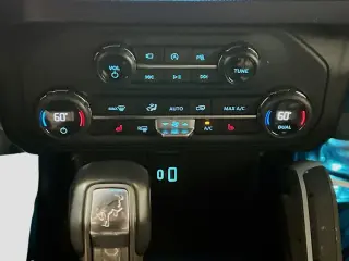Ford Bronco 2023 4x4 Base Advanced 4dr SUV