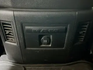 Ram 1500 2018 4x4 Night 4dr Crew Cab 5.5 ft. SB Pickup