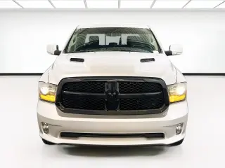 Ram 1500 2018 4x4 Night 4dr Crew Cab 5.5 ft. SB Pickup
