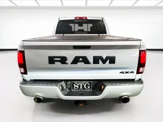Ram 1500 2018 4x4 Night 4dr Crew Cab 5.5 ft. SB Pickup